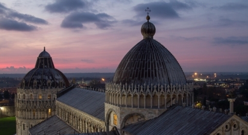 Foto panorámica de Pisa, Italia.